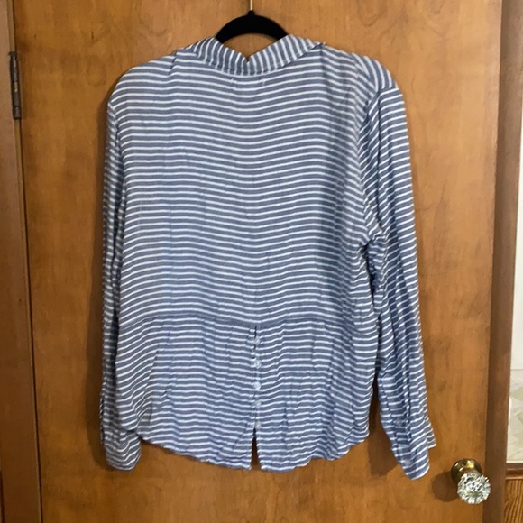ALC At Last Classics Chambray Stripe Button Down - Picture 5 of 6